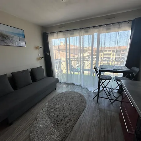 דירה Avec Terrasse, Piscine, Acces Direct